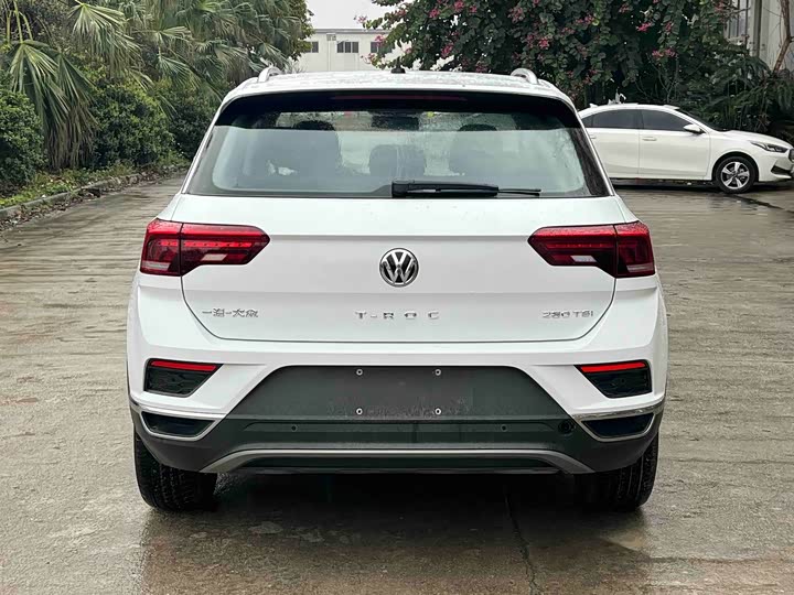 Фото 5 - Volkswagen T-Roc
