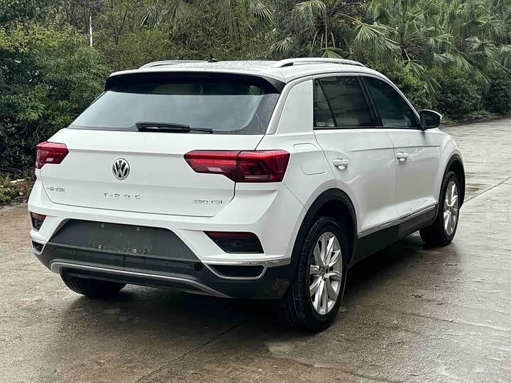 Фото 6 - Volkswagen T-Roc