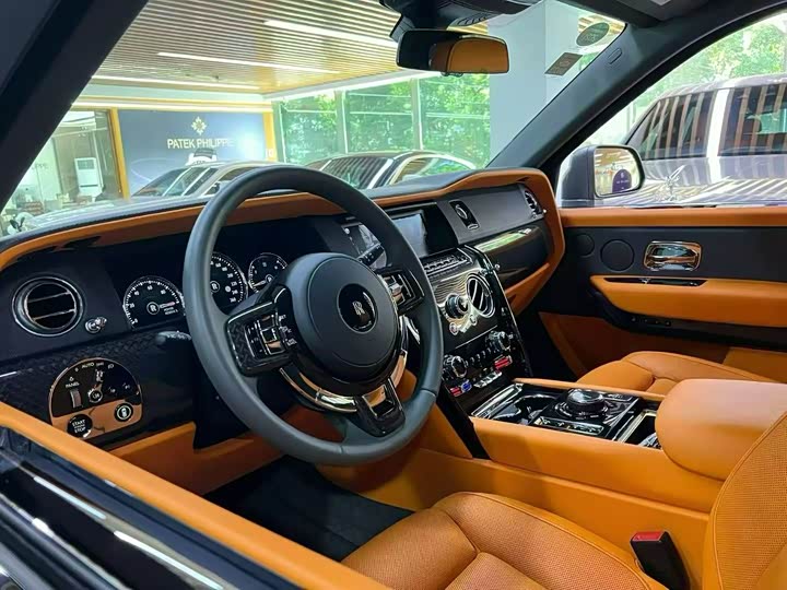 Photo 4 - Rolls-Royce Cullinan