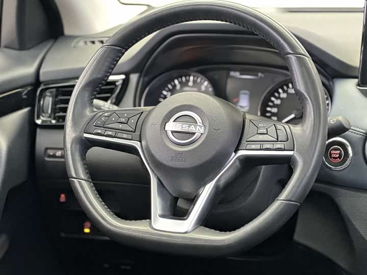 Фото 7 - Nissan Qashqai
