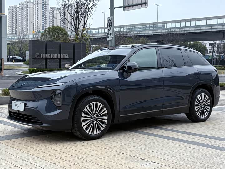 Photo 1 - Nio ES7