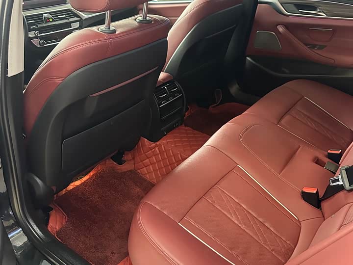 Фото 7 - BMW 5 Series