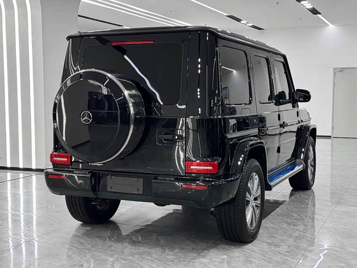 Фото 7 - Mercedes-Benz G-Class