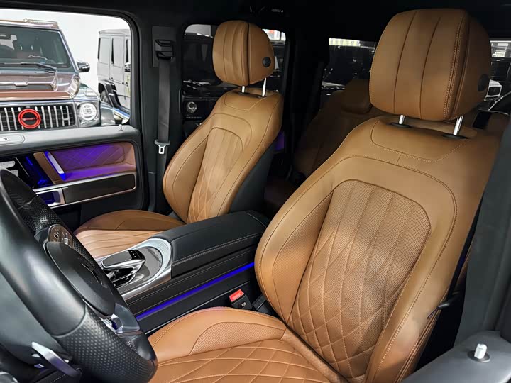 Фото 8 - Mercedes-Benz G-Class