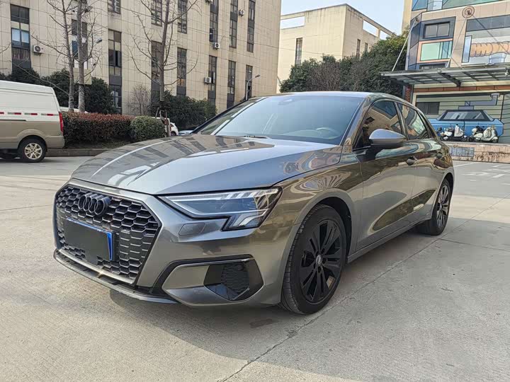 Фото 1 - Audi A3