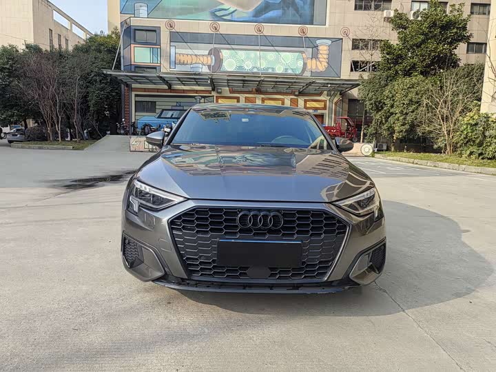 Фото 2 - Audi A3