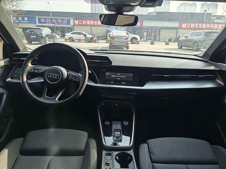 Фото 5 - Audi A3