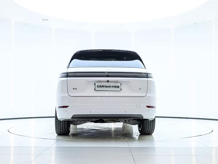 Фото 2 - LiXiang L7