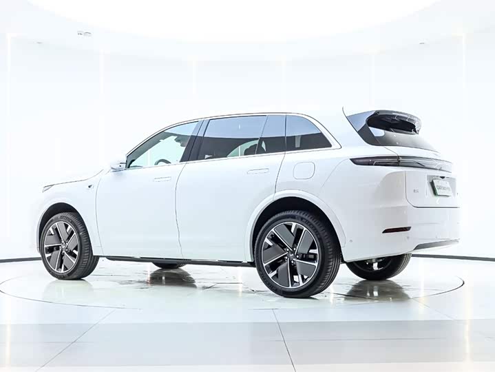 Фото 9 - LiXiang L7