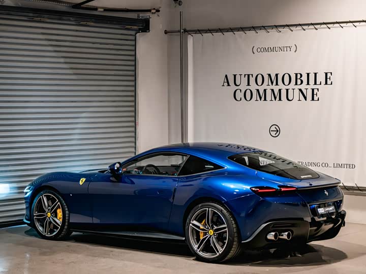 Фото 4 - Ferrari Roma