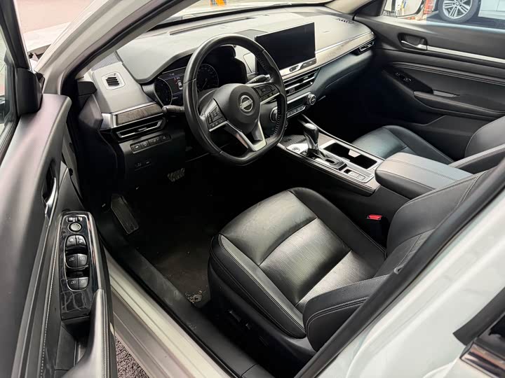 Фото 5 - Nissan Teana