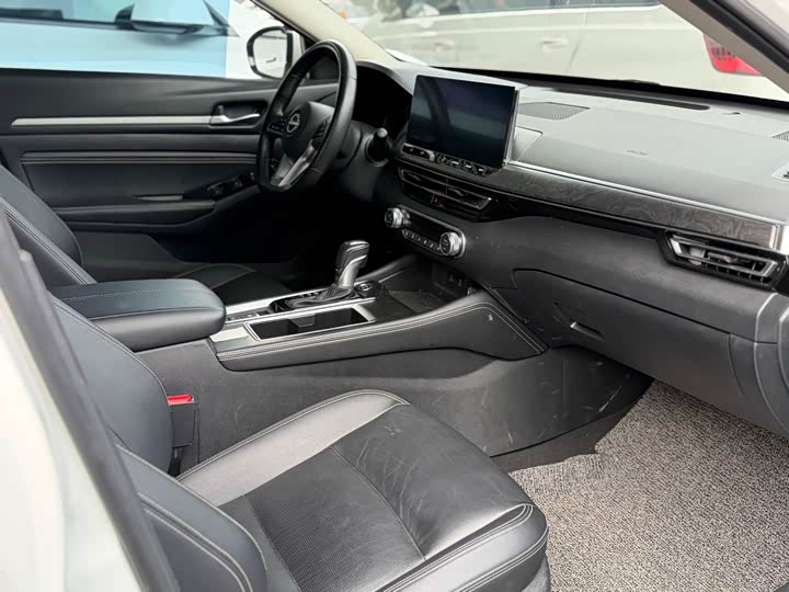 Фото 8 - Nissan Teana