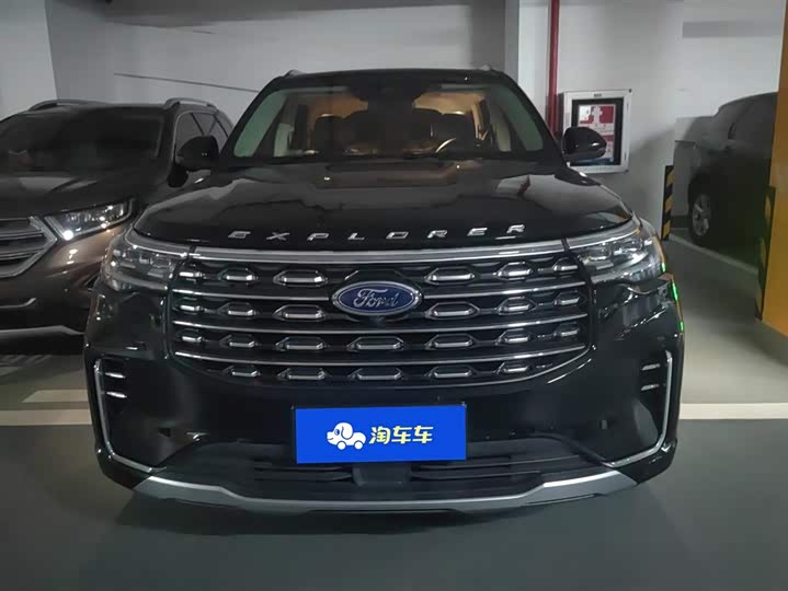 Фото 2 - Ford Explorer