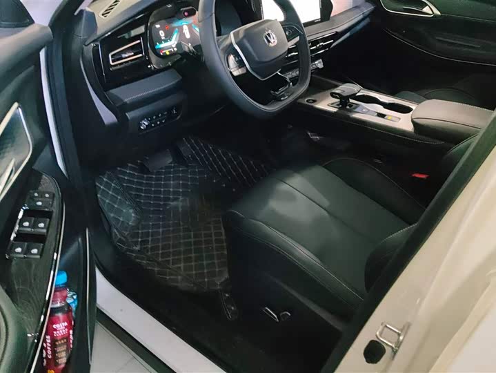 Фото 9 - Changan X7 Plus