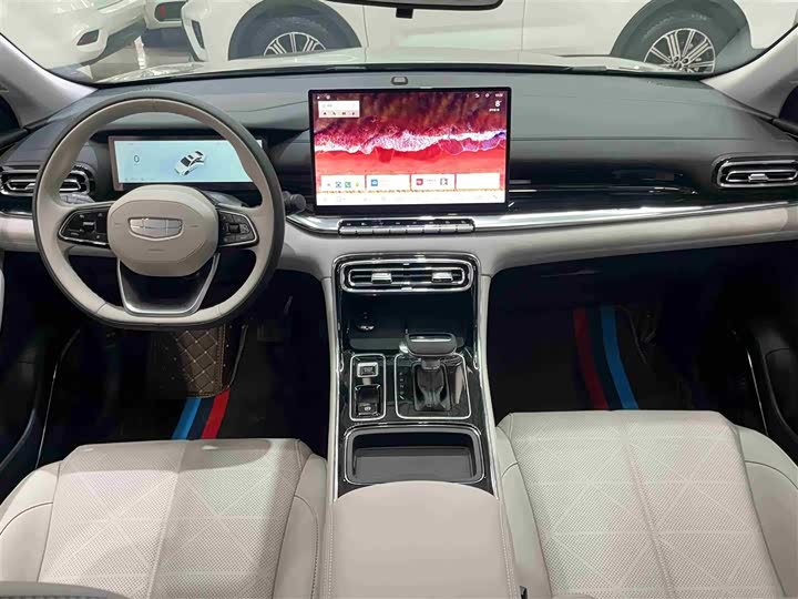 Photo 8 - Geely Emgrand