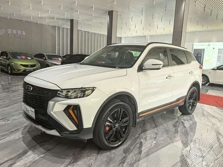 Фото 1 - Geely Atlas