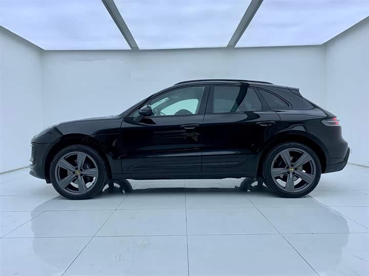 Фото 3 - Porsche Macan