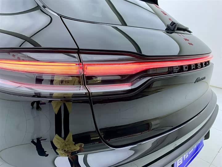 Фото 8 - Porsche Macan