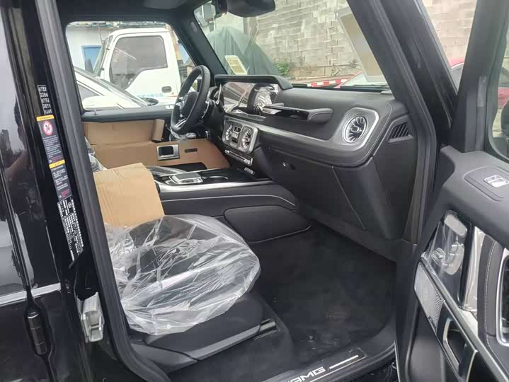 Фото 8 - Mercedes-Benz G-Class AMG