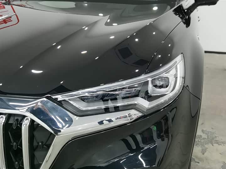 Photo 7 - Hongqi HS5