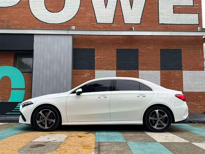 Фото 6 - Mercedes-Benz A-Class