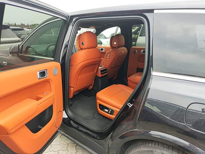 Фото 2 - LiXiang L9