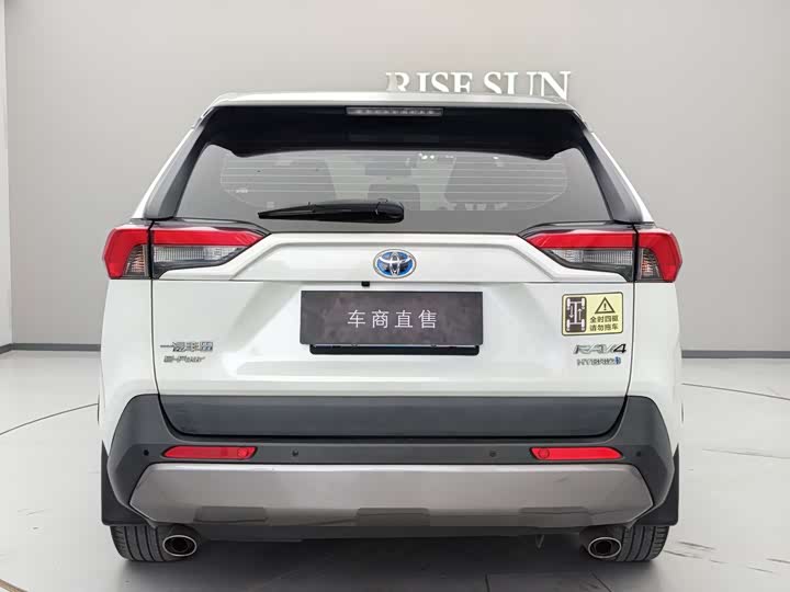 Фото 6 - Toyota RAV4 Hybrid