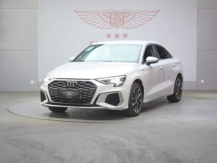 Фото 1 - Audi A3