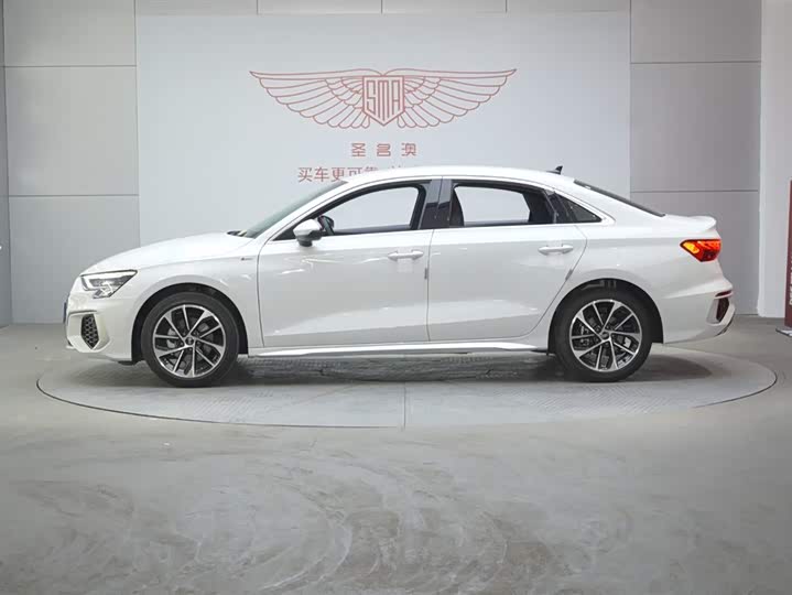 Фото 3 - Audi A3