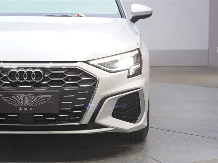 Фото 5 - Audi A3