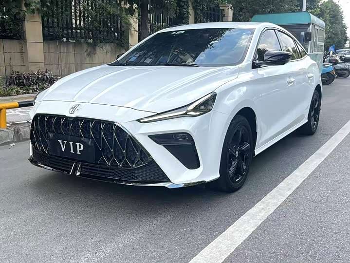 Фото 1 - MG Motor 5 Scorpio