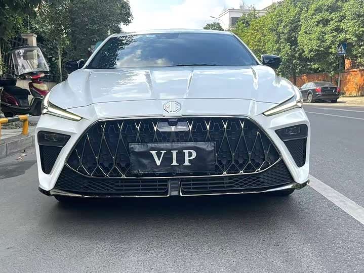 Фото 3 - MG Motor 5 Scorpio