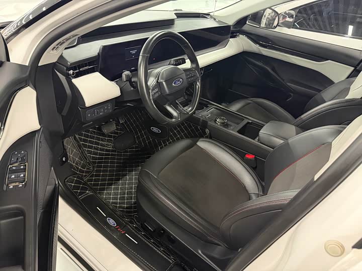 Photo 4 - Ford Mondeo