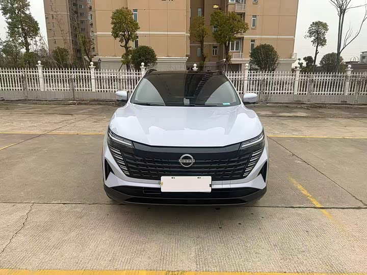 Фото 2 - Nissan Qashqai