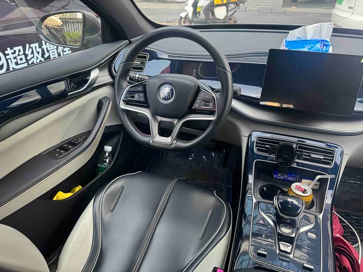 Фото 6 - BYD Qin Plus