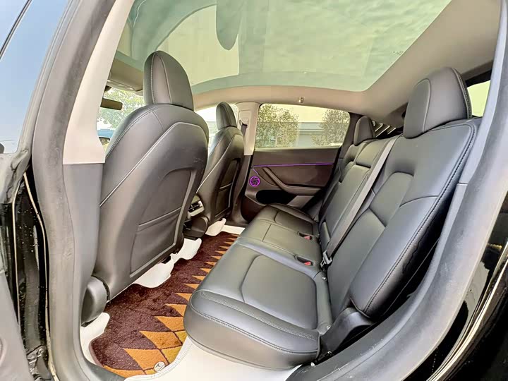 Фото 6 - Tesla Model Y