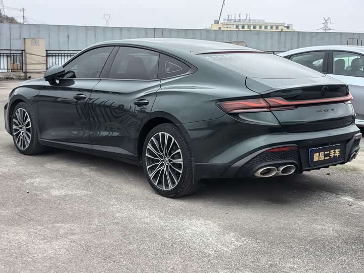 Фото 8 - MG Motor 7