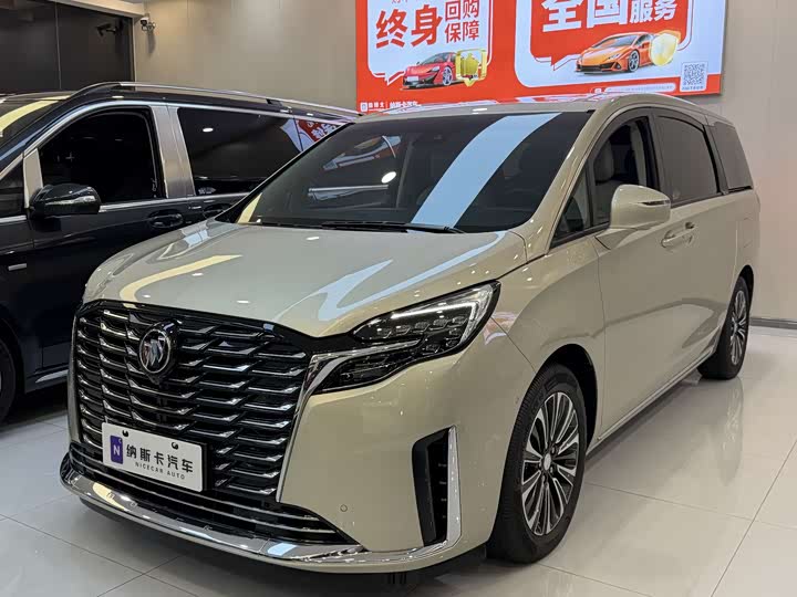 Фото 1 - Buick GL8 ES