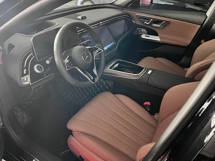 Фото 6 - Mercedes-Benz E-Class