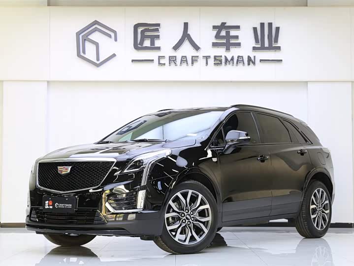 Фото 1 - Cadillac XT5