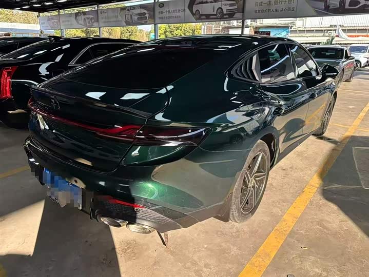 Фото 9 - MG Motor 7