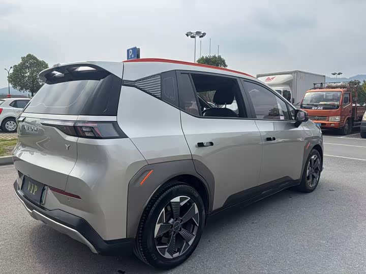 Фото 6 - GAC Aion Y