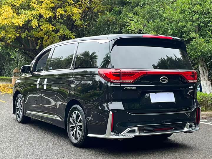 Фото 7 - GAC Trumpchi M8