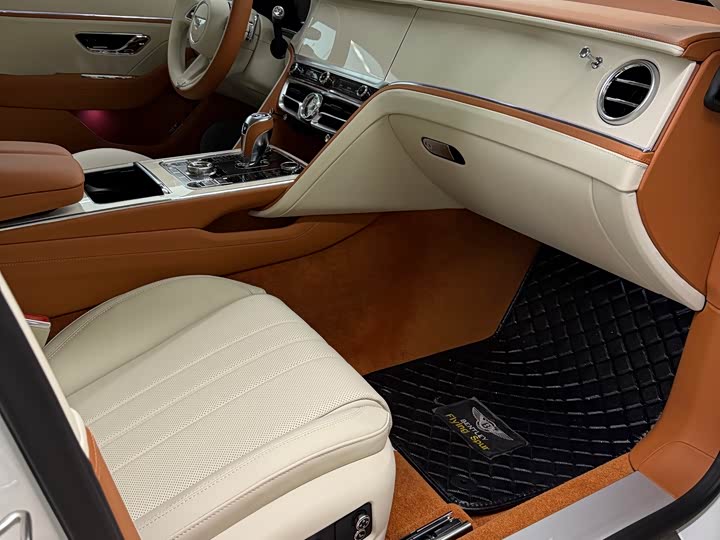 Bentley Flying Spur 2024 2024款 4.0T V8 标准版