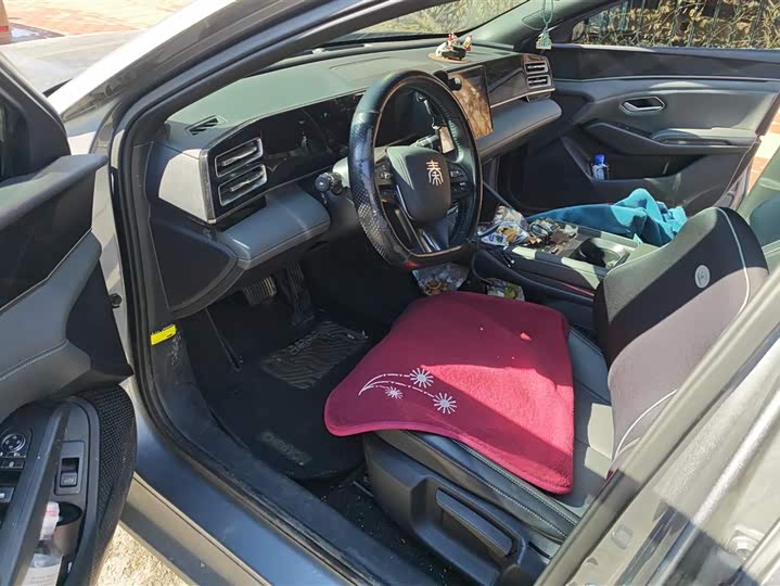 Фото 9 - BYD Qin L