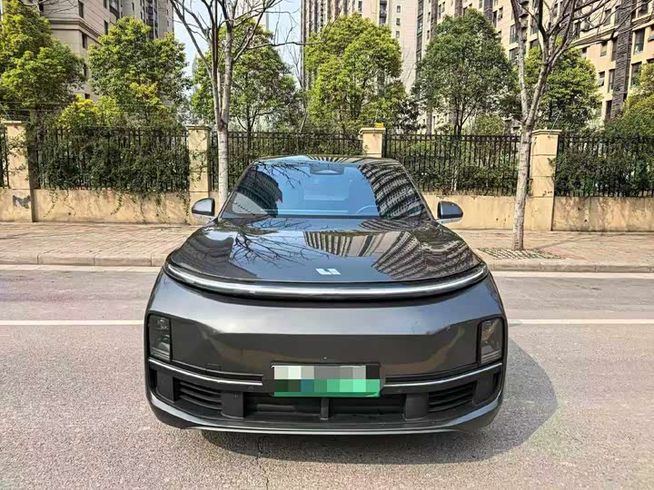 Фото 2 - LiXiang L8