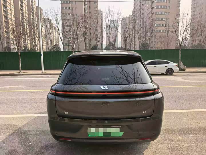 Фото 8 - LiXiang L8