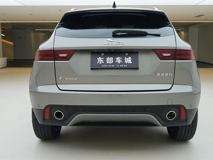 Фото 4 - Jaguar E-Pace