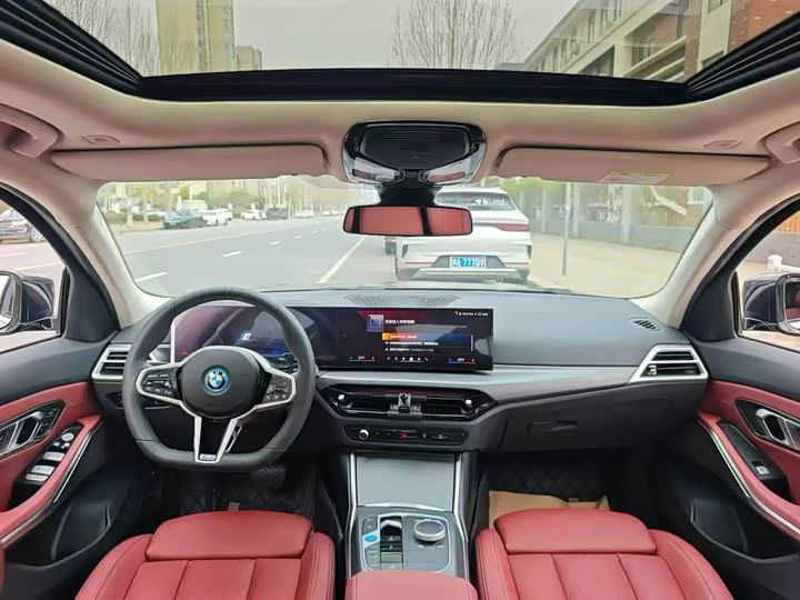 Фото 5 - BMW i3