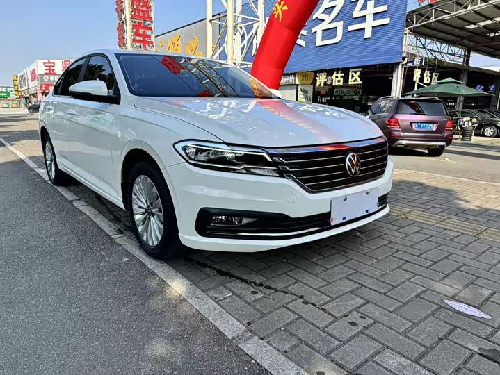 Фото 3 - Volkswagen Lavida